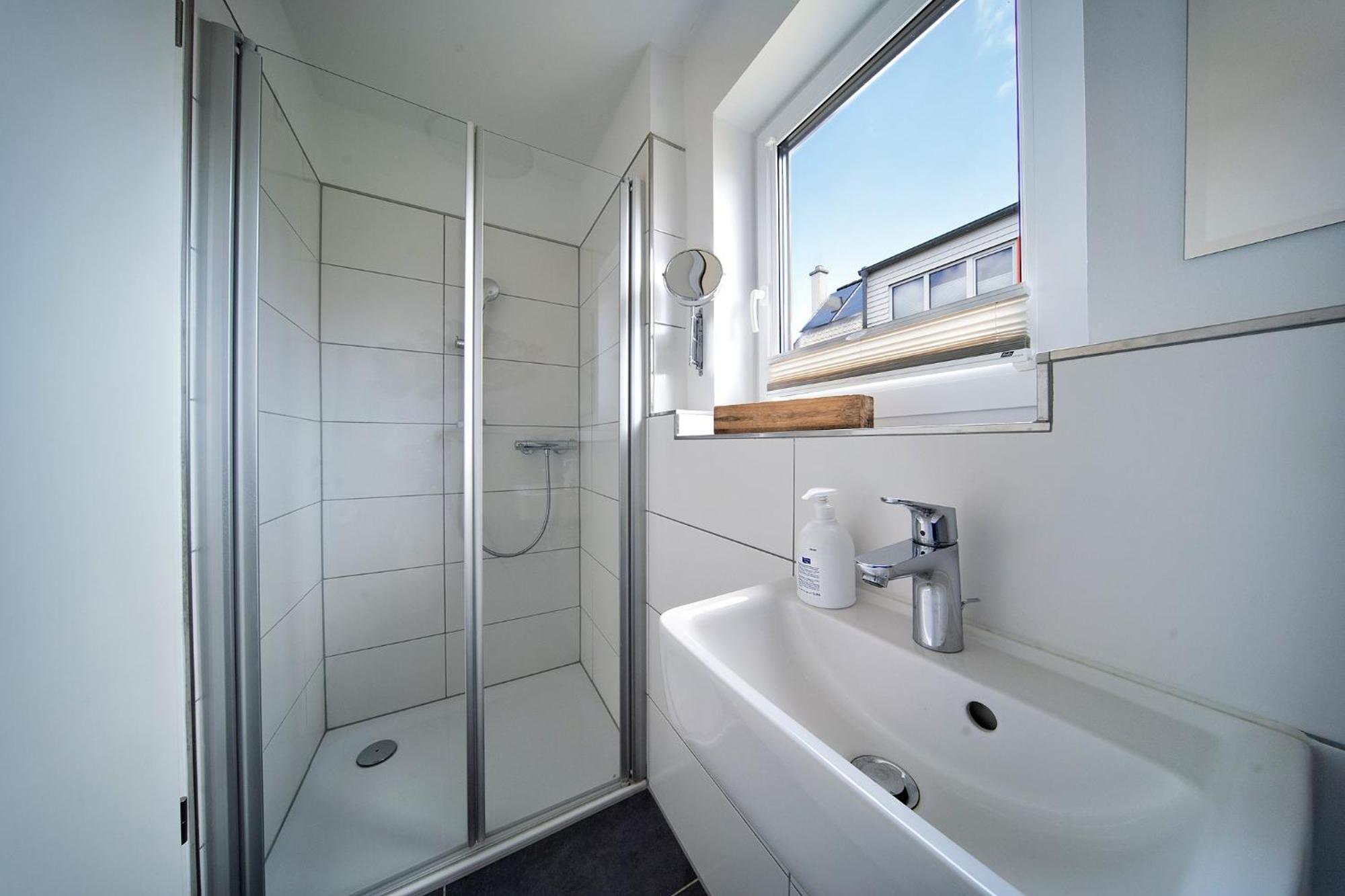 Ferienhaus Lieblingsplatz By Seeblick Ferien Oro, Direkte Wasserlage,Sauna,Kamin أوبلينتيز المظهر الخارجي الصورة